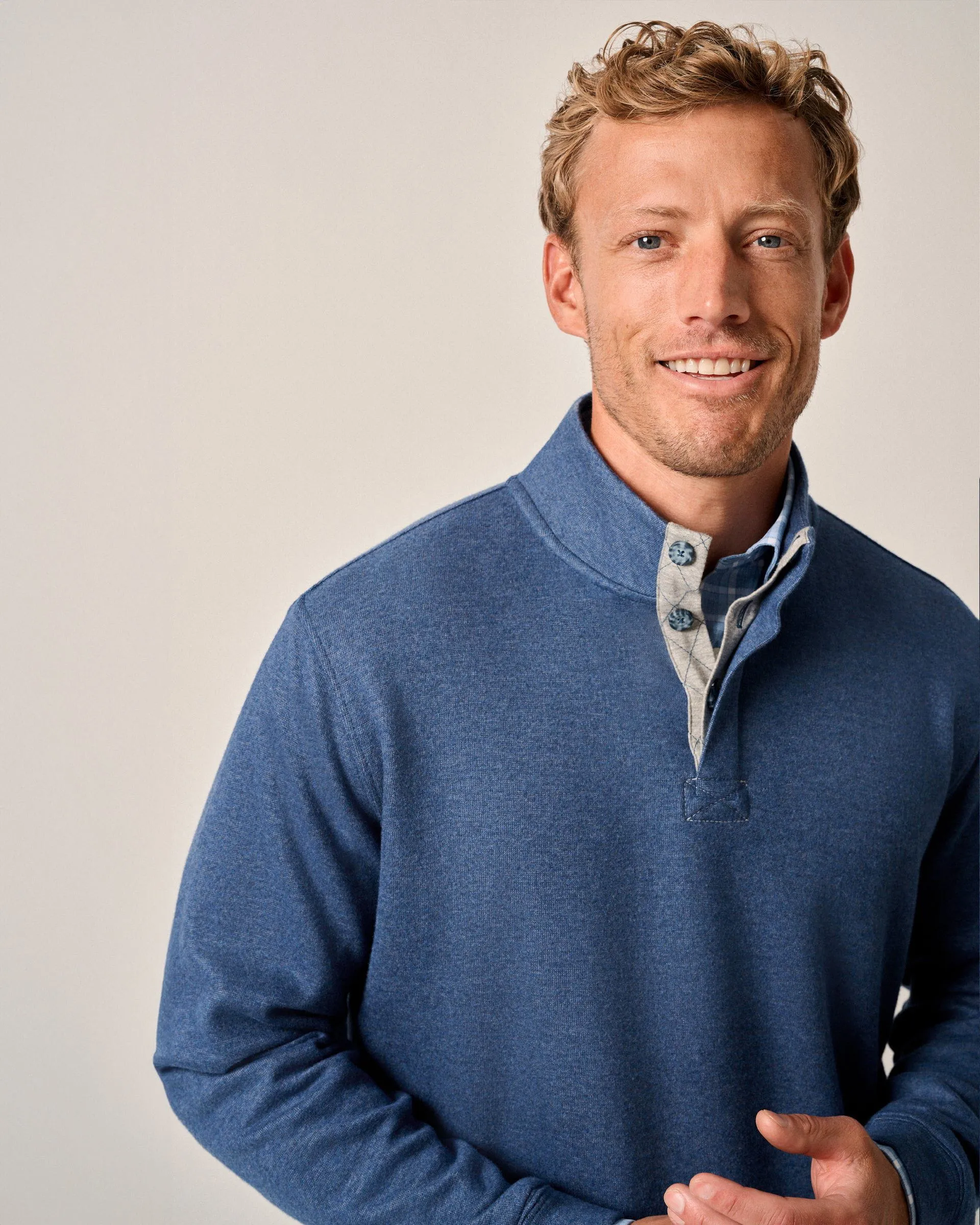 Banyan Henley Pullover in Ocean