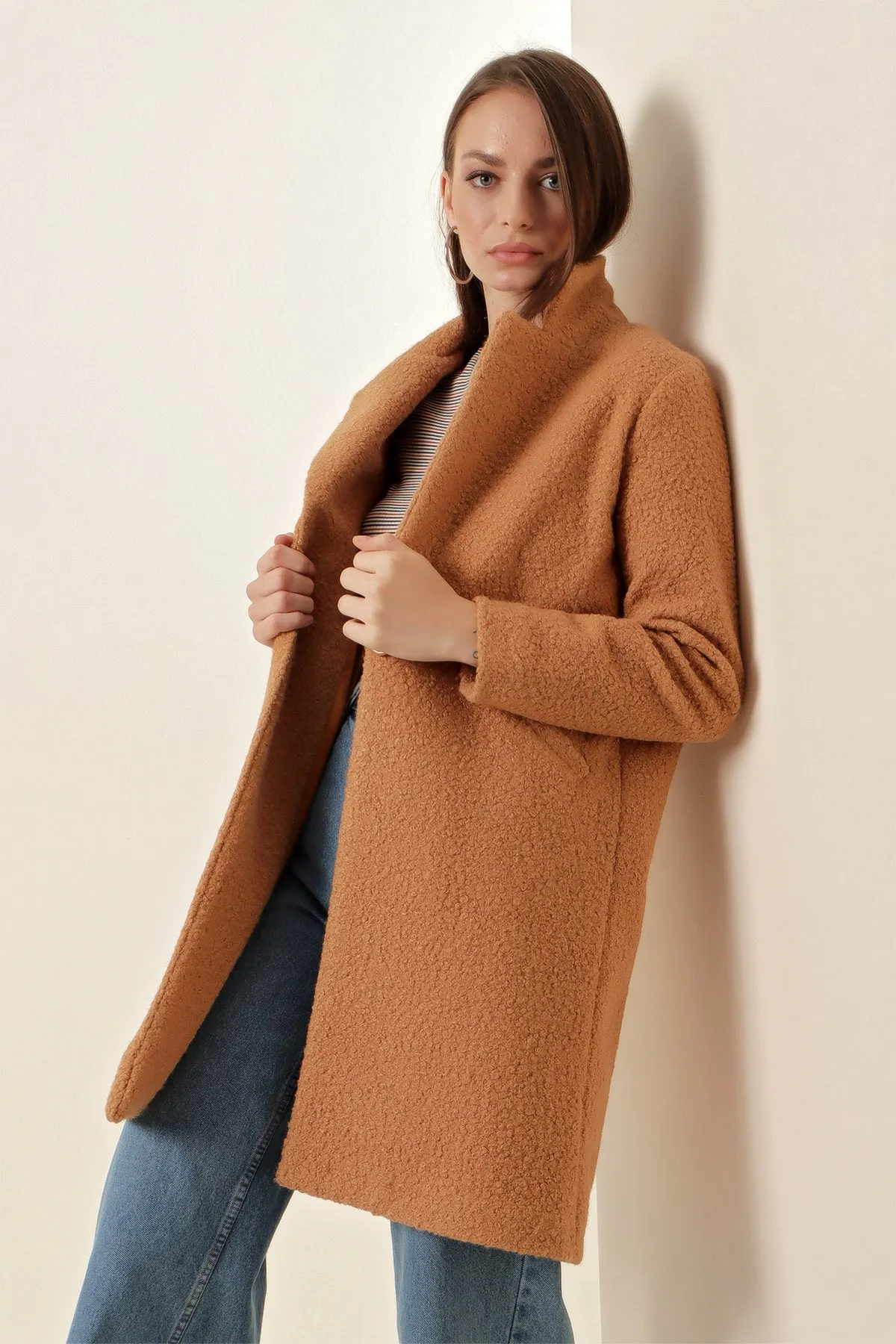 BGD Women Oversized Stamp Coat - Biscuit - Monaco