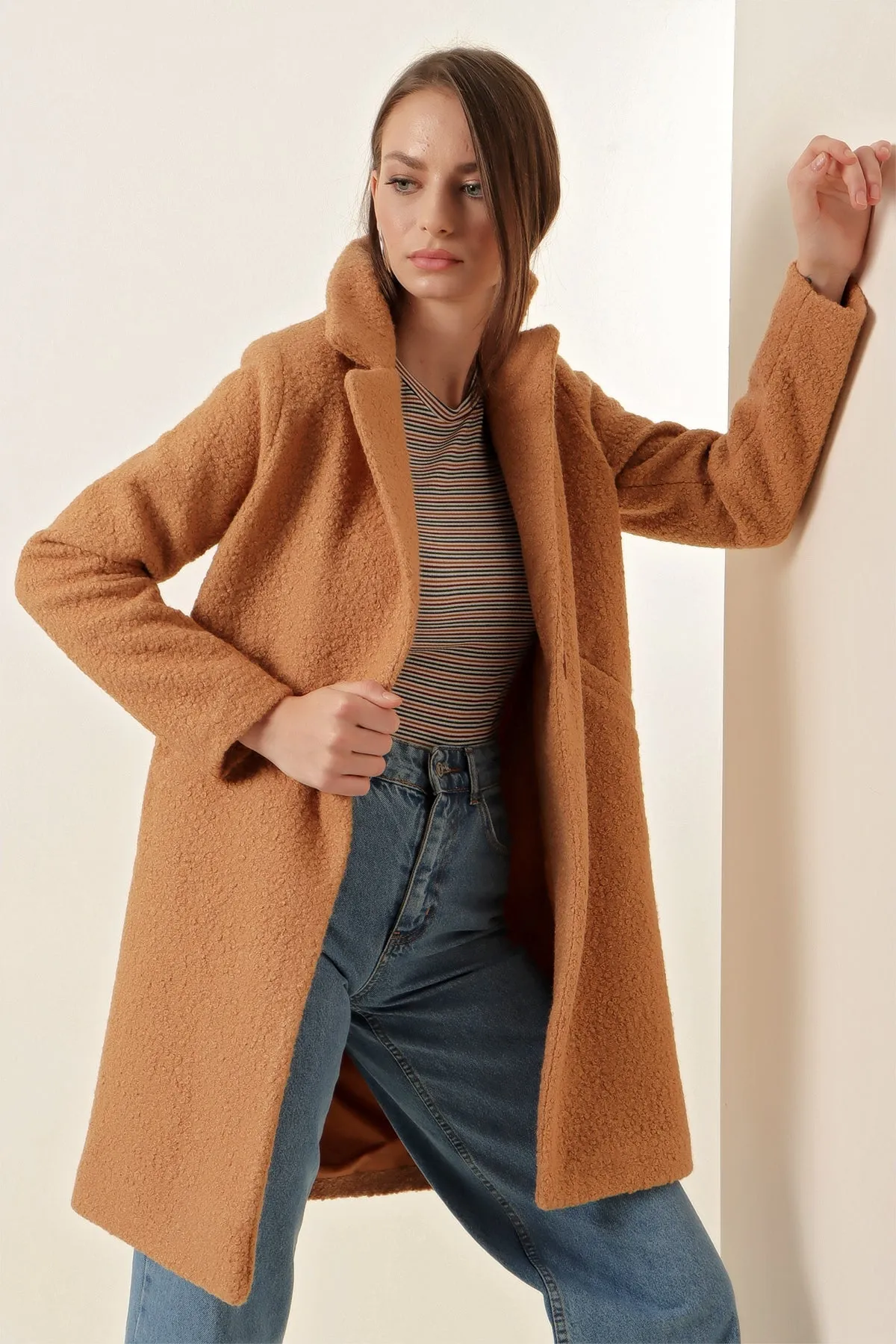 BGD Women Oversized Stamp Coat - Biscuit - Monaco