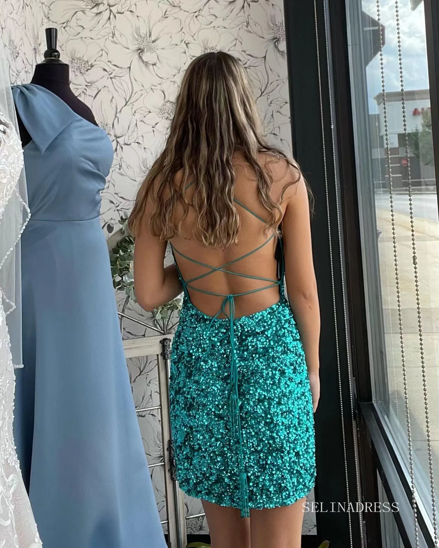 Glittery Bright Blue Sequins Homecoming Dresses 2022 Spaghetti Straps Cocktail Dresses #TKL005