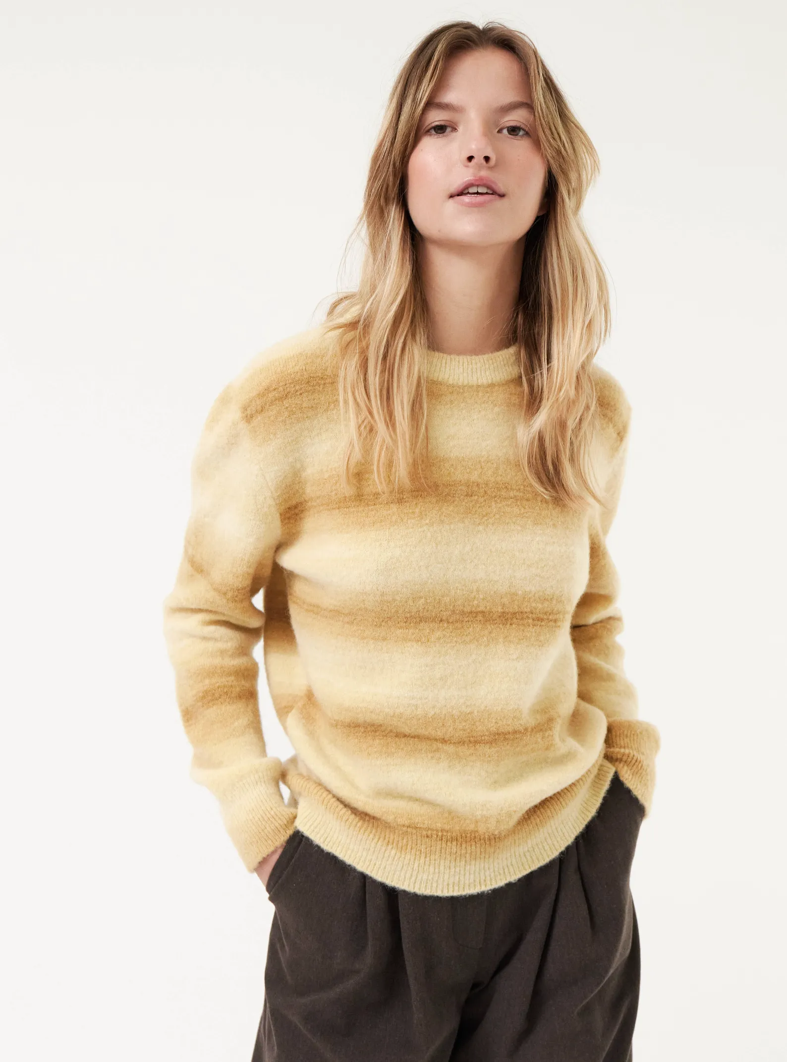 knit sweater - sunset - sand