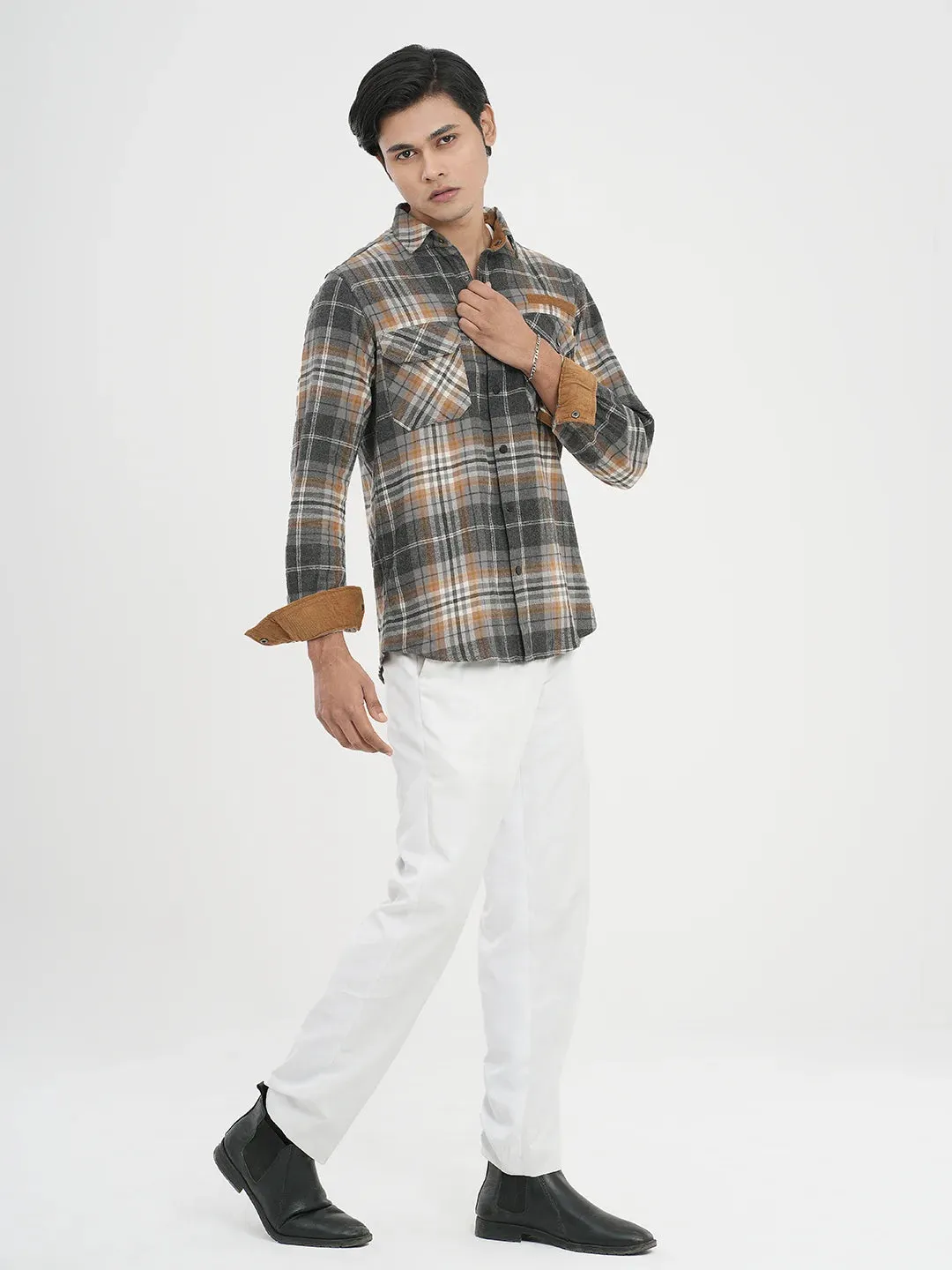 Men's Flannel Casual Shirt in Plaid