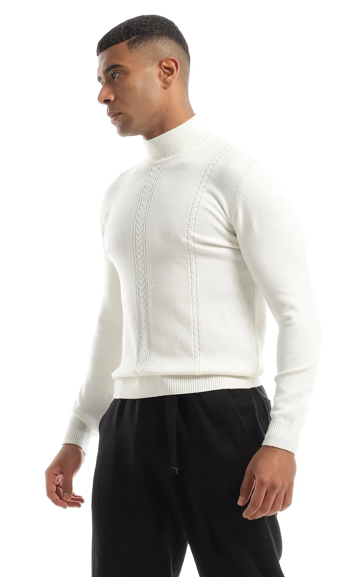 O158740 High Neck Soft Off-White Pullover With Braids Pattern