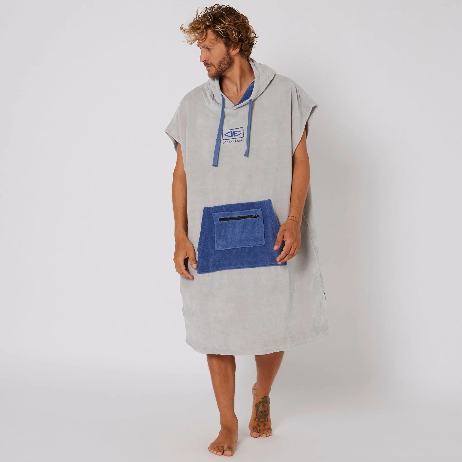 O&E Daybreak Mens Hooded Poncho