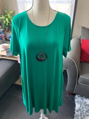 Plus Kelly Green Short Sleeve Tunic