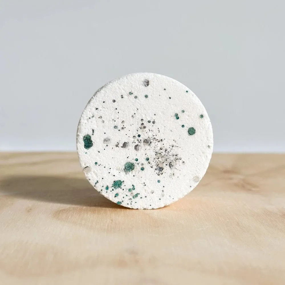 The Sparkling Winter Shower Steamer
