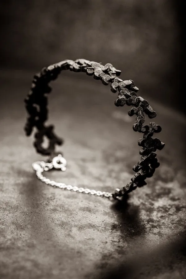 Tubii matte black bracelet